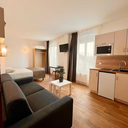 Studio 4 Pers Face Gare Sncf Appart Hotel Le Cygne D4 Bourges Dış mekan fotoğraf